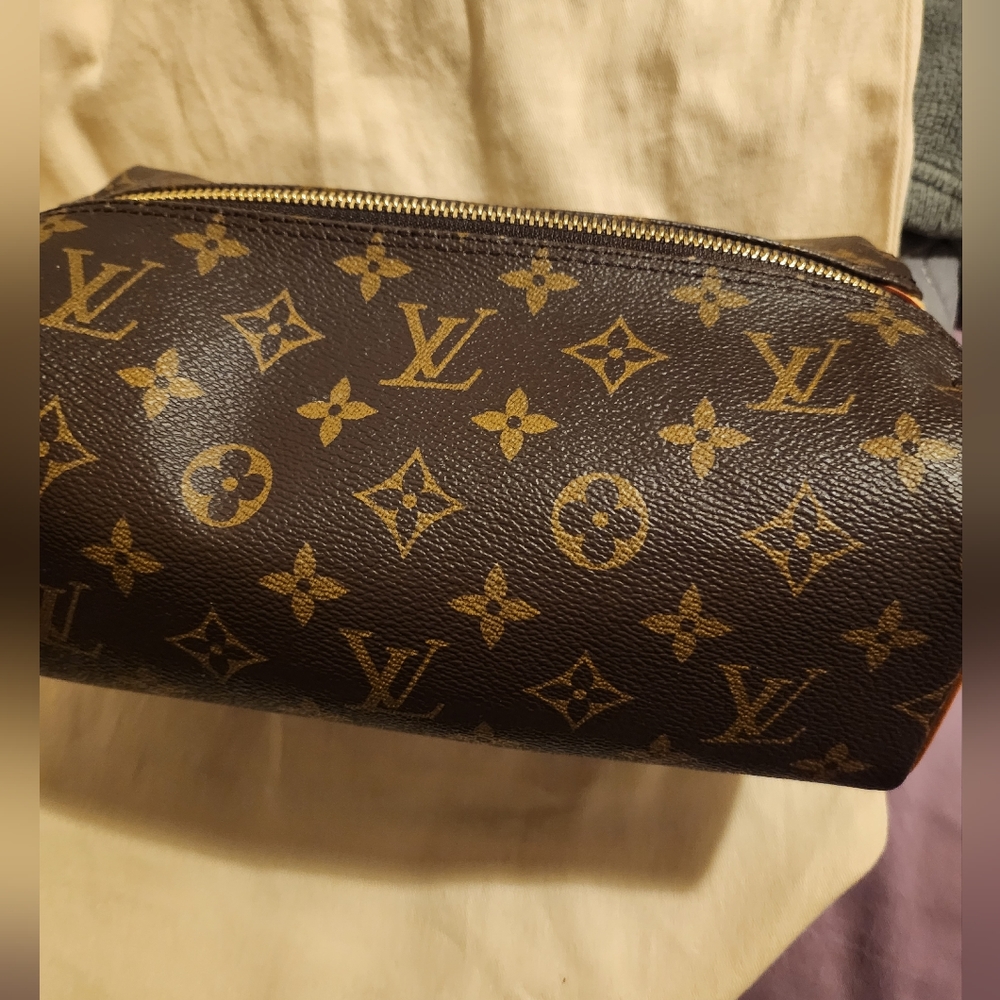 Trousse.patte pression